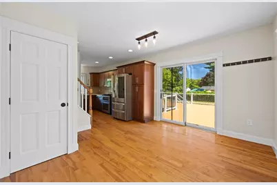 34 Ricard St, Seekonk, MA 02771 - Photo 8