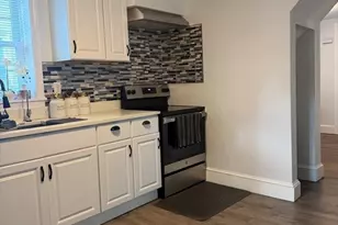 70 Robinson St, Lynn, MA 01905 - Photo 6