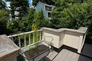 27 Cogswell Ave, Cambridge, MA 02140 - Photo 10