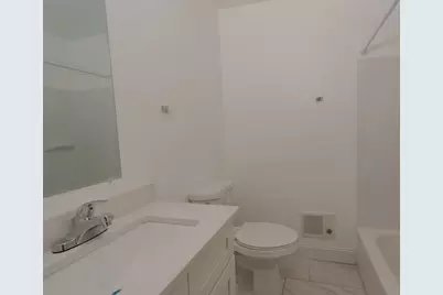 11 Park St #11, Haverhill, MA 01830 - Photo 4