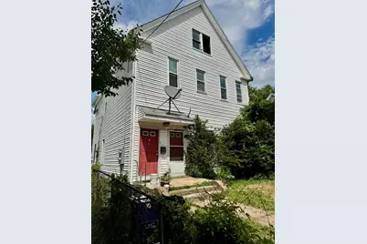 3-5 Willow St, Holyoke, MA 01040 - Photo 2