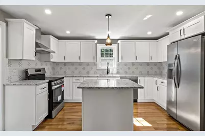 25 Thomas Blanchard Dr, Plympton, MA 02367 - Photo 12