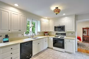 1 Greenwood Dr, Millis, MA 02054 - Photo 12
