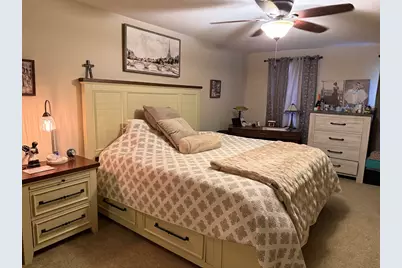 8 Mansion Woods Dr #D, Agawam, MA 01001 - Photo 26
