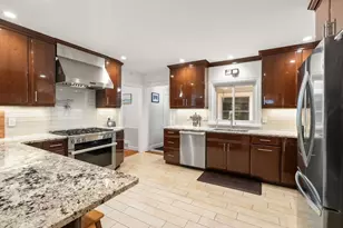 19 Druid Hill Rd, Newton, MA 02461 - Photo 8