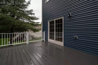42 Roy St, Ludlow, MA 01056 - Photo 6