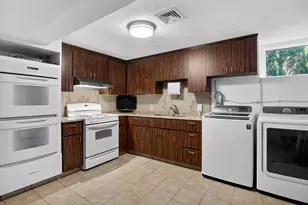 18 Roosevelt Rd, Medford, MA 02155 - Photo 38