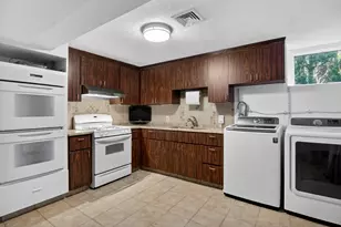 18 Roosevelt Rd, Medford, MA 02155 - Photo 36