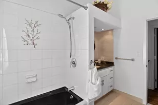 18 Roosevelt Rd, Medford, MA 02155 - Photo 24