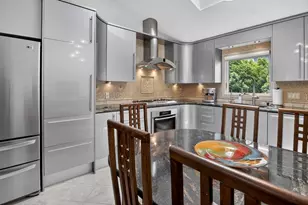 18 Roosevelt Rd, Medford, MA 02155 - Photo 12