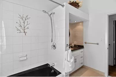 18 Roosevelt Rd, Medford, MA 02155 - Photo 24