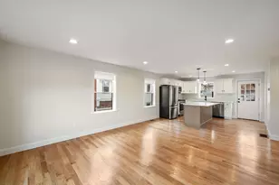 32 Union St, Lowell, MA 01852 - Photo 18