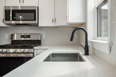 32 Union St #32, Lowell, MA 01852 - Photo 6