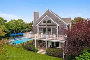 9 Thaxter Ln, Edgartown, MA 02539 - Photo 1