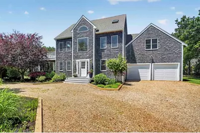 9 Thaxter Ln, Edgartown, MA 02539 - Photo 6