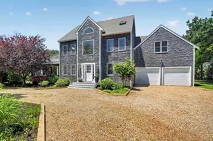 9 Thaxter Ln, Edgartown, MA 02539 - Photo 6