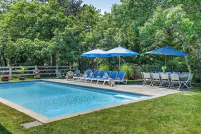 9 Thaxter Ln, Edgartown, MA 02539 - Photo 40