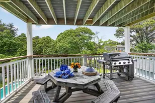 9 Thaxter Ln, Edgartown, MA 02539 - Photo 18