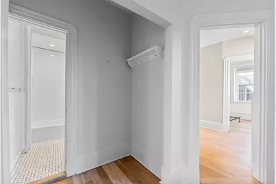 132 Myrtle St #2, Boston, MA 02114 - Photo 12