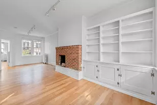 132 Myrtle St, Boston, MA 02114 - Photo 6
