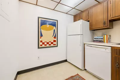 990 Massachusetts Ave #F11, Arlington, MA 02476 - Photo 10