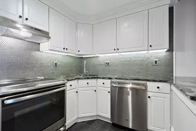 330 Dartmouth #3N, Boston, MA 02116 - Photo 4