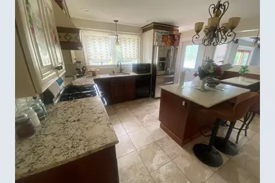 81 Clark St, Dracut, MA 01826 - Photo 2