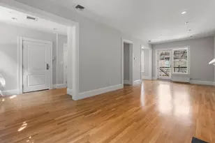 57 Gray St, Boston, MA 02116 - Photo 2