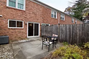 1157 Dickinson St, Springfield, MA 01108 - Photo 30