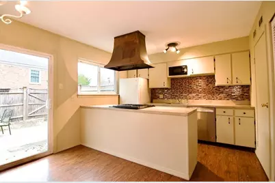 1157 Dickinson St #1157, Springfield, MA 01108 - Photo 12
