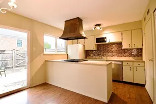 1157 Dickinson St, Springfield, MA 01108 - Photo 12