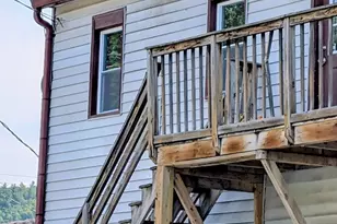 20-22 Porter St, North Adams, MA 01247 - Photo 14