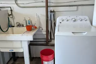 20-22 Porter St, North Adams, MA 01247 - Photo 10