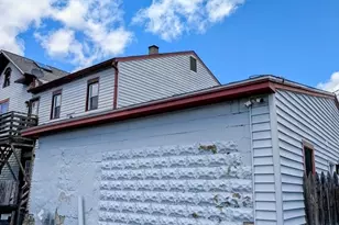 20-22 Porter St, North Adams, MA 01247 - Photo 4