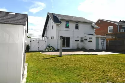 67 Suffolk Avenue, Revere, MA 02151 - Photo 8