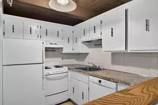 993 Massachusettes, Arlington, MA 02474 - Photo 10
