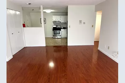 1285 Lawrence St #C1, Lowell, MA 01852 - Photo 6