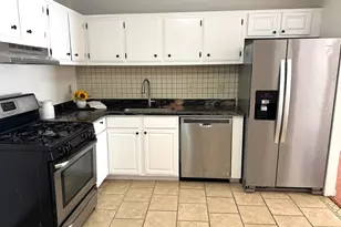 1285 Lawrence St, Lowell, MA 01852 - Photo 8