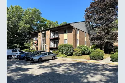 1285 Lawrence St #C1, Lowell, MA 01852 - Photo 2