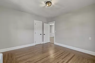 61 W Glen St, Holyoke, MA 01040 - Photo 24