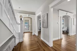 61 W Glen St, Holyoke, MA 01040 - Photo 10