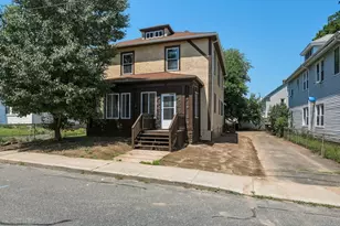 61 W Glen St, Holyoke, MA 01040 - Photo 34
