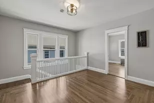 61 W Glen St, Holyoke, MA 01040 - Photo 18