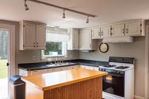 72 New St, Rehoboth, MA 02769 - Photo 6