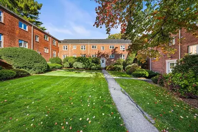 130 Boylston St #2, Newton, MA 02472 - Photo 2