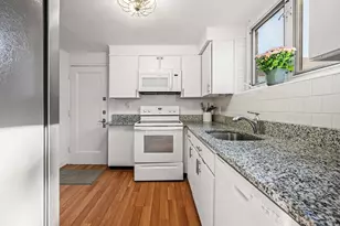 130 Boylston St, Newton, MA 02472 - Photo 8