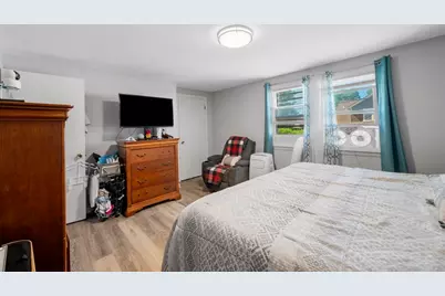 132 Hartwell St, Southbridge, MA 01550 - Photo 22