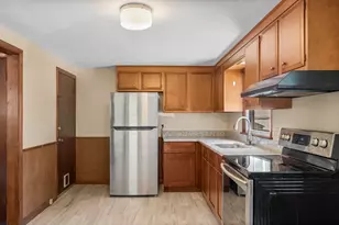 132 Hartwell St, Southbridge, MA 01550 - Photo 8
