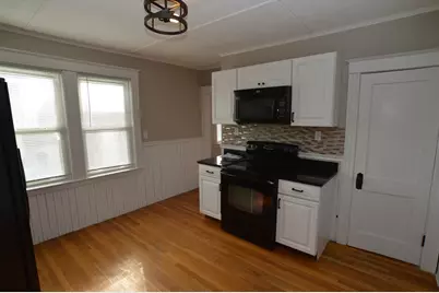 71 Proctor #2, Salem, MA 01970 - Photo 8