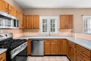 290 Allerton Commons Ln, Braintree, MA 02184 - Photo 12